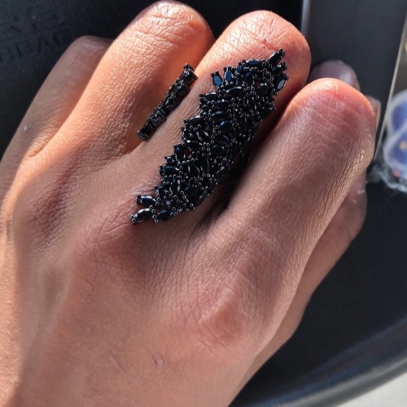 - - Hematite finish adjustable ring with Swarovski elements - Picture 5 of 11